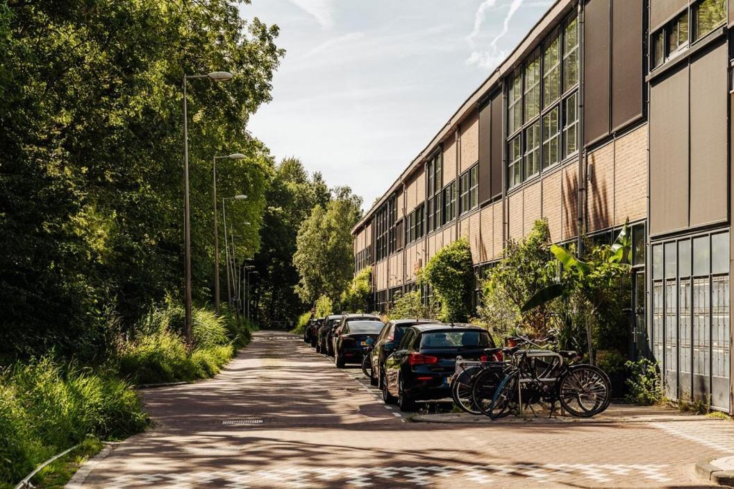 Studio 28A5 With Free Parking Place Amsterdam Bagian luar foto